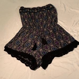 Large Romper. Exhilaration Brand.